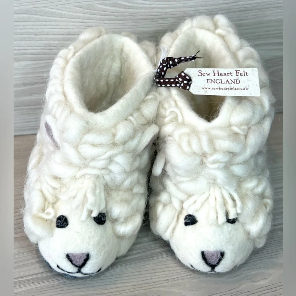 New Sew Heart Felt Lamb Sheep Baby Slippers Wool Handmade Size‎ 1-2 Years